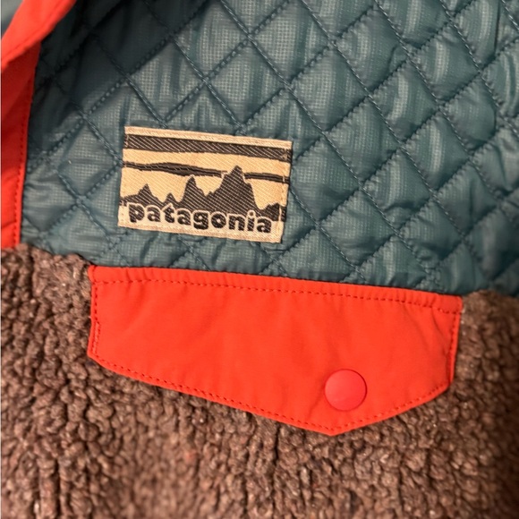 Patagonia 40th Anniversary mixed media snap t - Picture 4 of 6